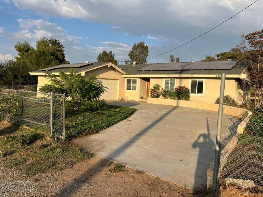 Peaceful & Cozy 3 Bedroom Ranch-Home W/Fireplace Hemet Esterno foto